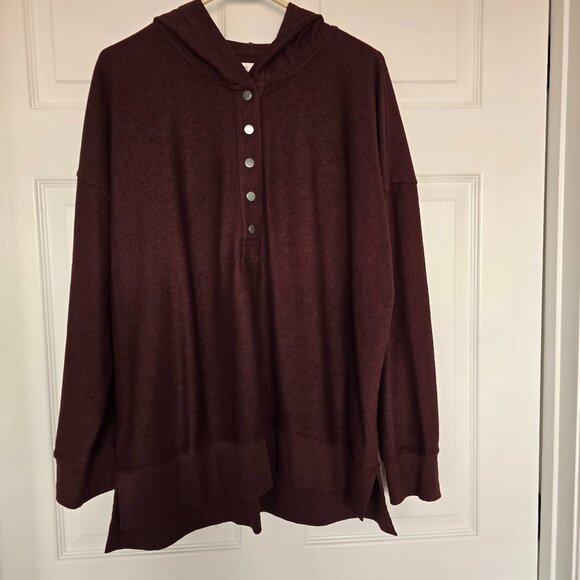 Maurices Ribbed Knit Pullover Tunic Hoodie Snap Detail Burgundy Size XL - Picture 1 of 7